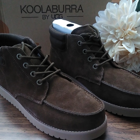 Koolaburra Other - Koolaburra Men's Brown Suede Boots Size 11 😍